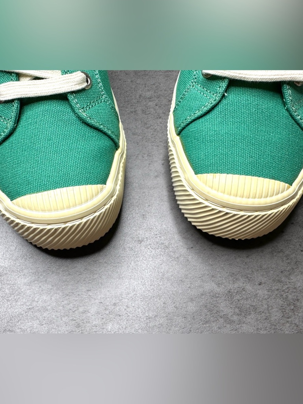 Cariuma Green Canvas Sneakers Women’s Size 9 - Picture 4 of 8